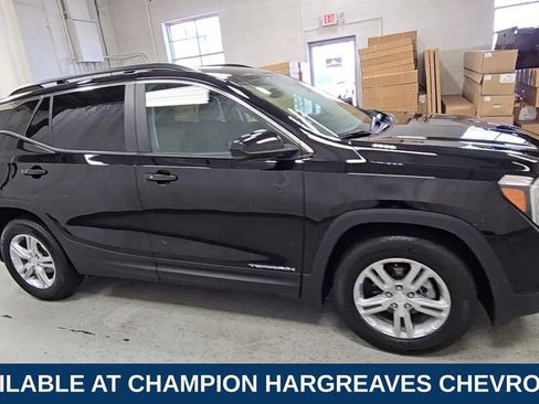 Certified 2023 GMC Terrain SLE w/ Driver Convenience Package FWD image 2