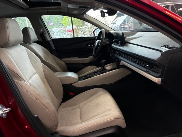 Used 2024 Honda Accord EX image 25