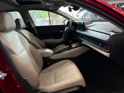 Used 2024 Honda Accord EX image 25