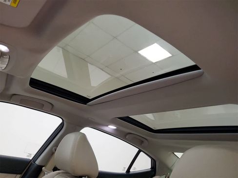 Used 2018 Nissan Maxima 3.5 SL image 3