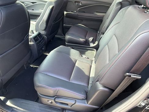 Used 2021 Honda Pilot Black Edition image 25
