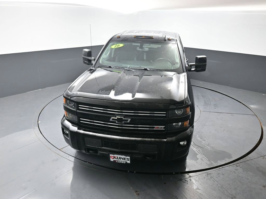 Used 2016 Chevrolet Silverado 2500 LT w/ Midnight Edition AWD/4WD image 45