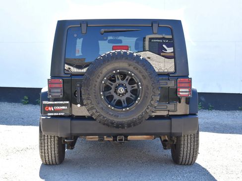 Used 2017 Jeep Wrangler Unlimited Sport w/ Quick Order Package 24S AWD/4WD image 6