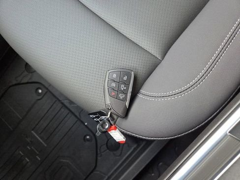 New 2026 GMC Hummer EV SUV image 36