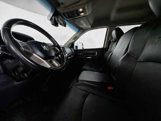 Used 2016 RAM 2500 Laramie w/ Cold Weather Group AWD/4WD image 18