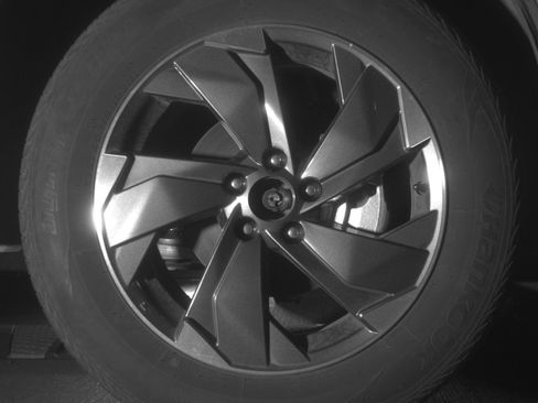 Used 2025 Nissan Rogue SV image 13