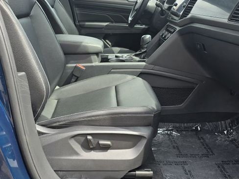 Used 2020 Volkswagen Atlas Cross Sport SEL AWD/4WD image 11