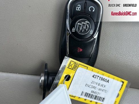 Used 2019 Buick Encore Essence w/ Experience Buick Package image 20