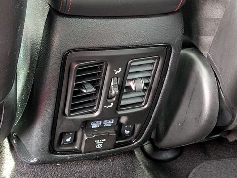 Used 2024 Dodge Durango GT AWD/4WD image 33