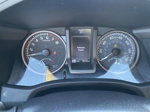 Used 2023 Toyota Tacoma TRD Sport image 17