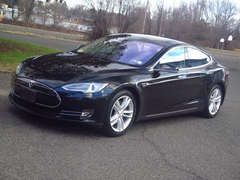 Used 2012 Tesla Model S Performance image 20