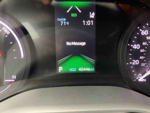 Used 2021 Toyota Sienna LE AWD/4WD image 32