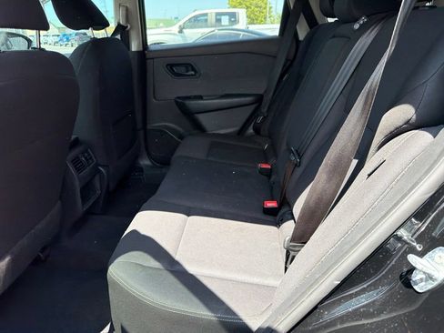 Used 2023 Nissan Rogue S AWD/4WD image 11
