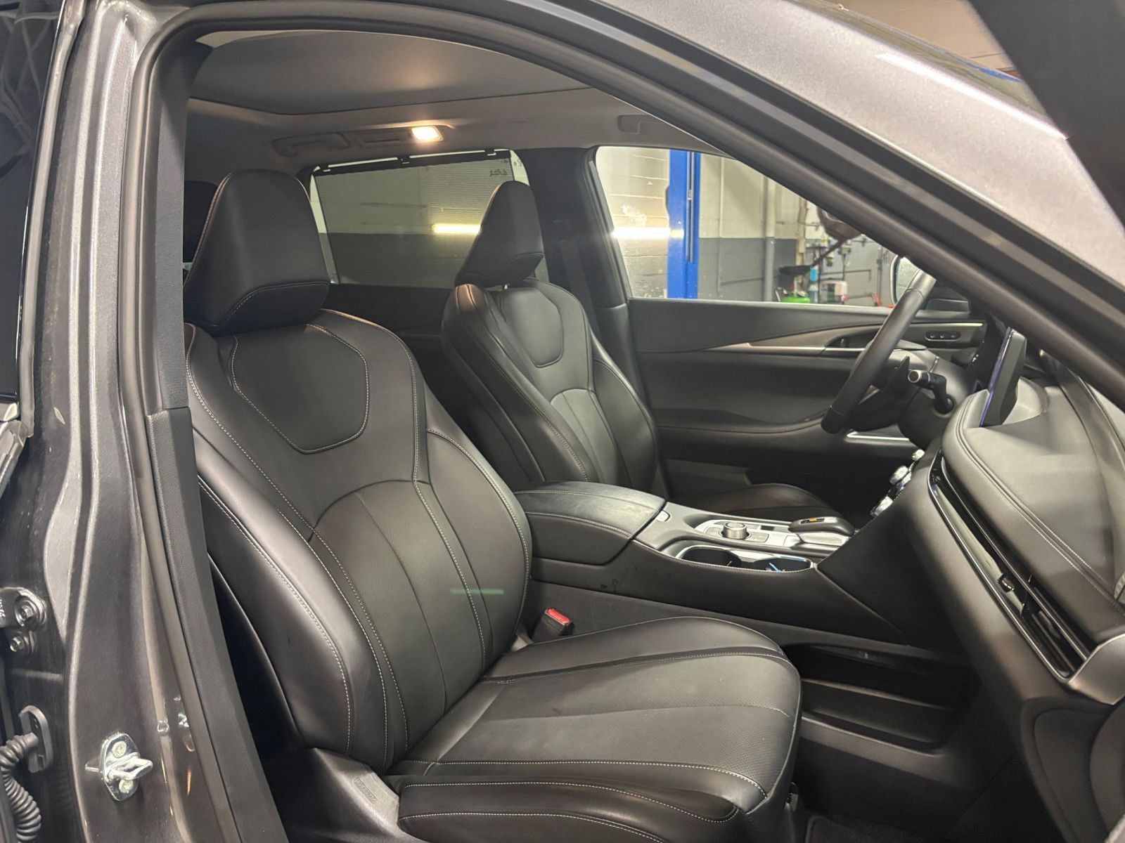 Used 2026 INFINITI QX60 Luxe AWD/4WD image 29