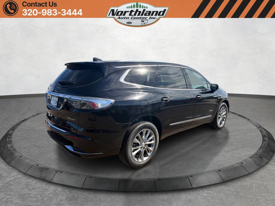 Used 2024 Buick Enclave Avenir AWD/4WD image 5