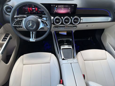 Used 2026 Mercedes-Benz GLB 250 image 26