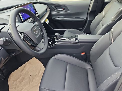 New 2026 Toyota Prius AWD image 19