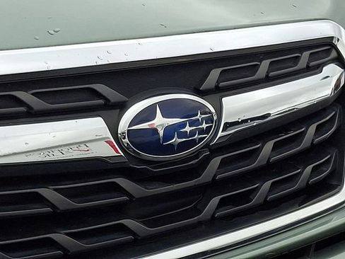 Used 2018 Subaru Forester 2.5i Touring w/ Popular Package #3B image 7