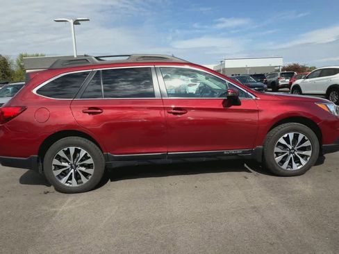 Used 2017 Subaru Outback 3.6R Limited AWD/4WD image 9