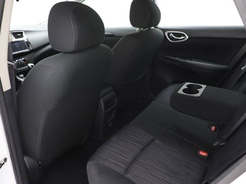 Used 2019 Nissan Sentra SV image 10