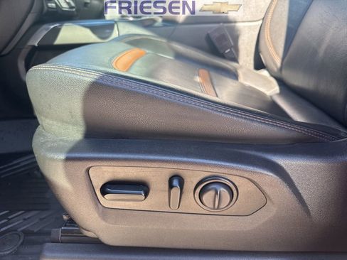 Used 2021 GMC Sierra 1500 AT4 w/ AT4 Premium Package image 10