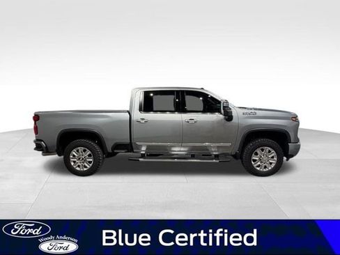 Used 2024 Chevrolet Silverado 2500 High Country w/ High Country Premium Package image 5