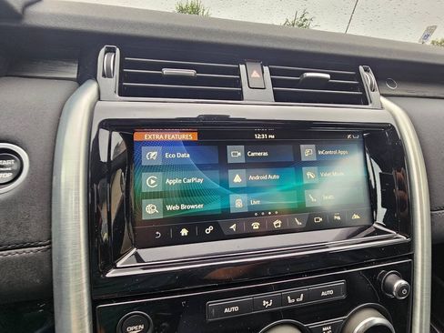 Used 2017 Land Rover Discovery HSE AWD/4WD image 15