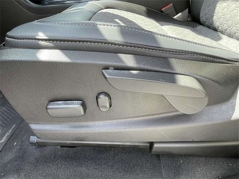 Used 2020 Chevrolet Colorado Z71 image 16