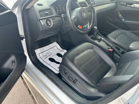 Used 2015 Volkswagen Passat 1.8T image 10