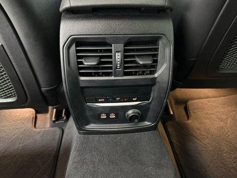 Used 2020 BMW 330i Sedan w/ Convenience Package image 33