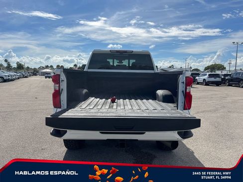 Used 2020 Chevrolet Silverado 2500 High Country w/ Technology Package AWD/4WD image 16
