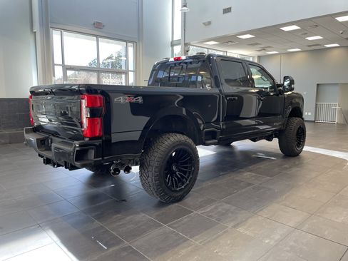 Used 2026 Ford F250 Platinum AWD/4WD image 10