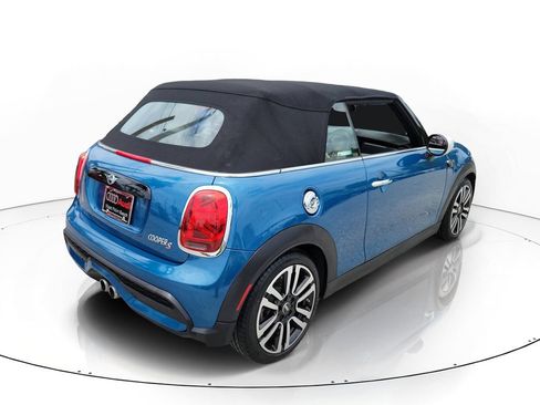 Used 2023 MINI Cooper S w/ Signature Upholstery Package FWD image 4