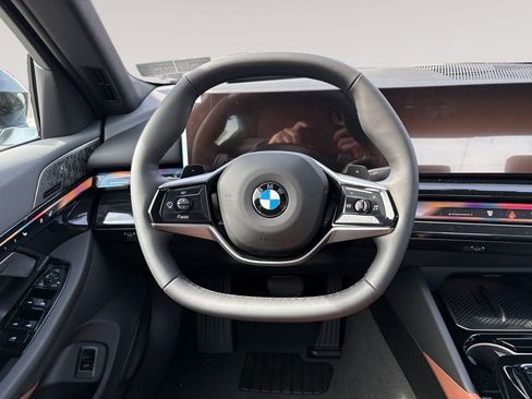 New 2026 BMW 530i xDrive w/ Premium Package AWD/4WD image 12