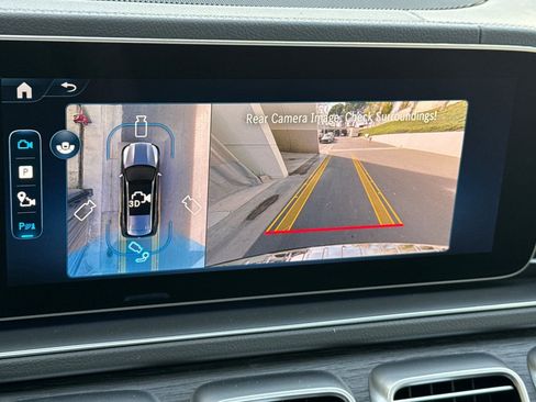 New 2026 Mercedes-Benz GLS 450 4MATIC image 17