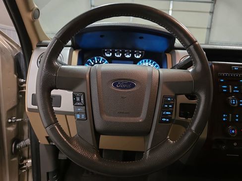 Used 2012 Ford F150 Lariat w/ Lariat Chrome Pkg image 11