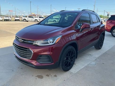 Used 2022 Chevrolet Trax LT w/ Sport Edition AWD/4WD image 34
