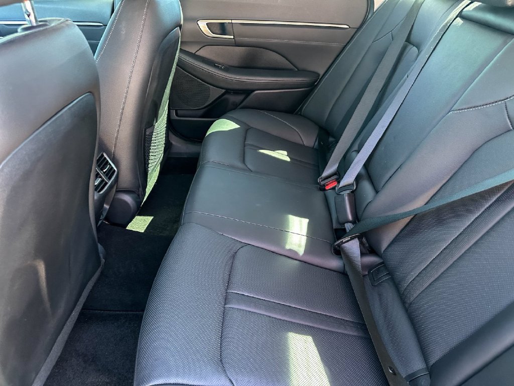 Used 2023 Hyundai Sonata Limited FWD image 19