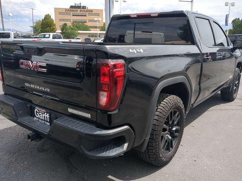 Used 2024 GMC Sierra 1500 Elevation w/ Preferred Package AWD/4WD image 3