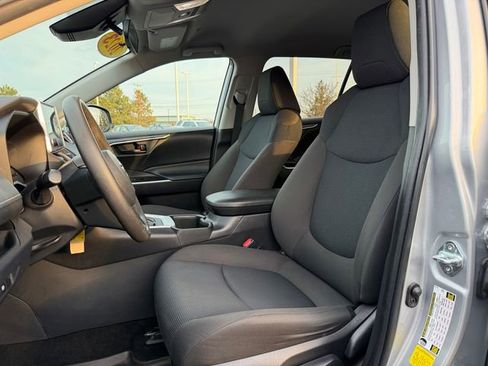 Certified 2023 Toyota RAV4 LE image 14