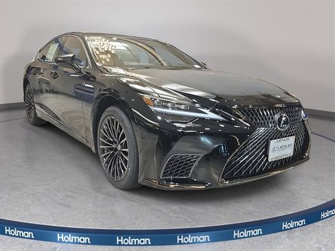 New 2026 Lexus LS 500 AWD image 3