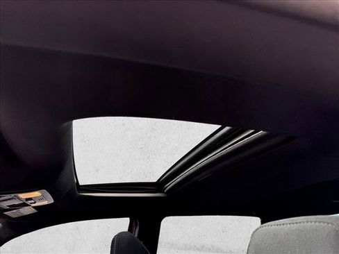 Used 2017 Toyota Tacoma TRD Off-Road image 11