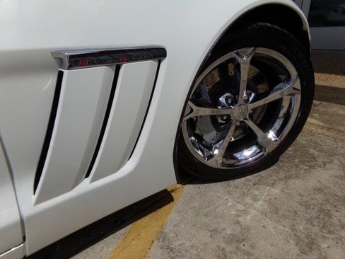 Used 2013 Chevrolet Corvette Grand Sport w/ 3LT Preferred Equipment Group RWD image 26