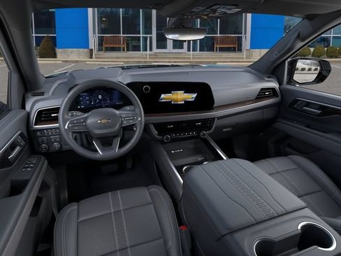 New 2026 Chevrolet Suburban High Country AWD/4WD image 15