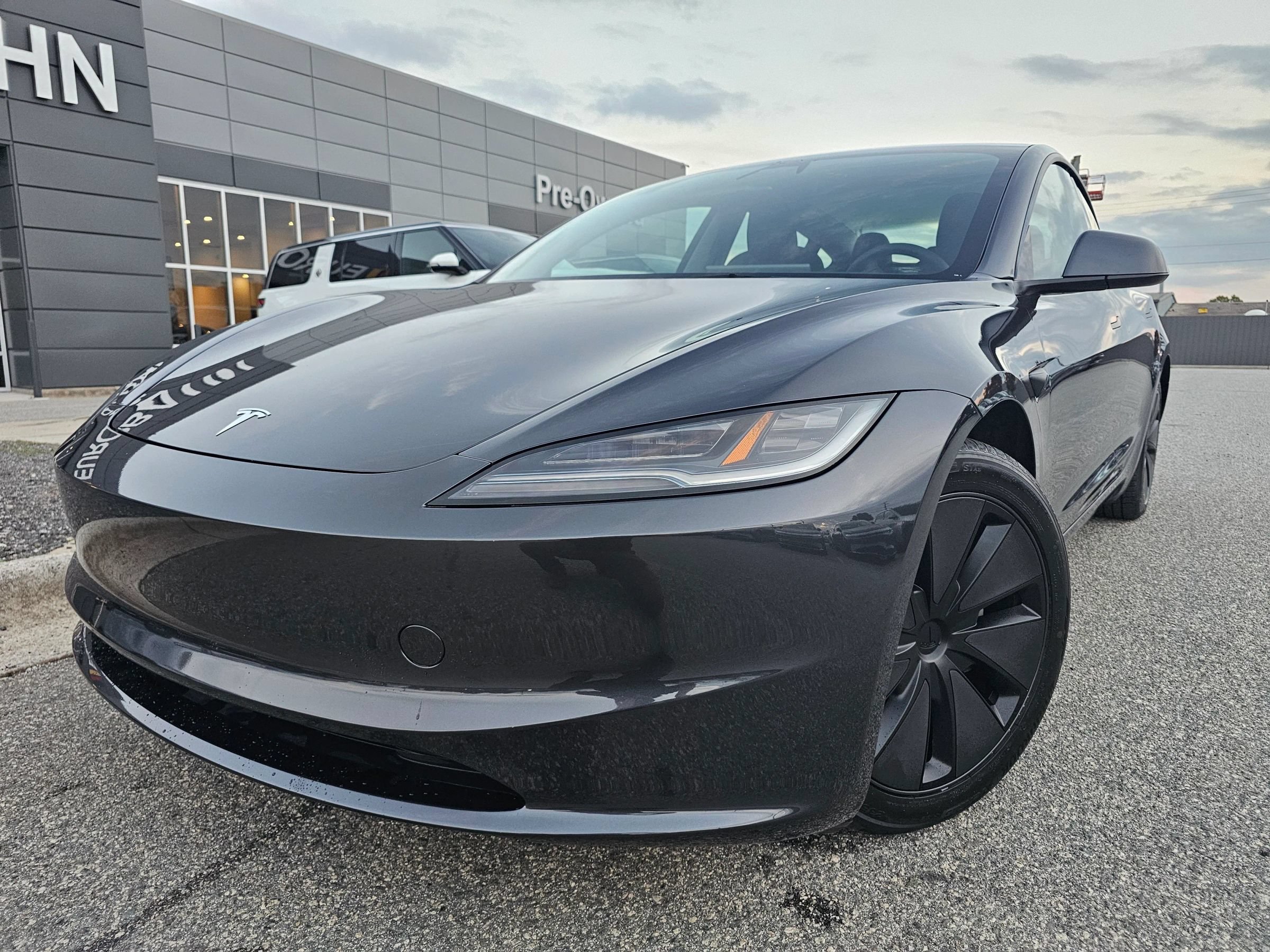 Used 2024 Tesla Model 3 Long Range RWD image 1