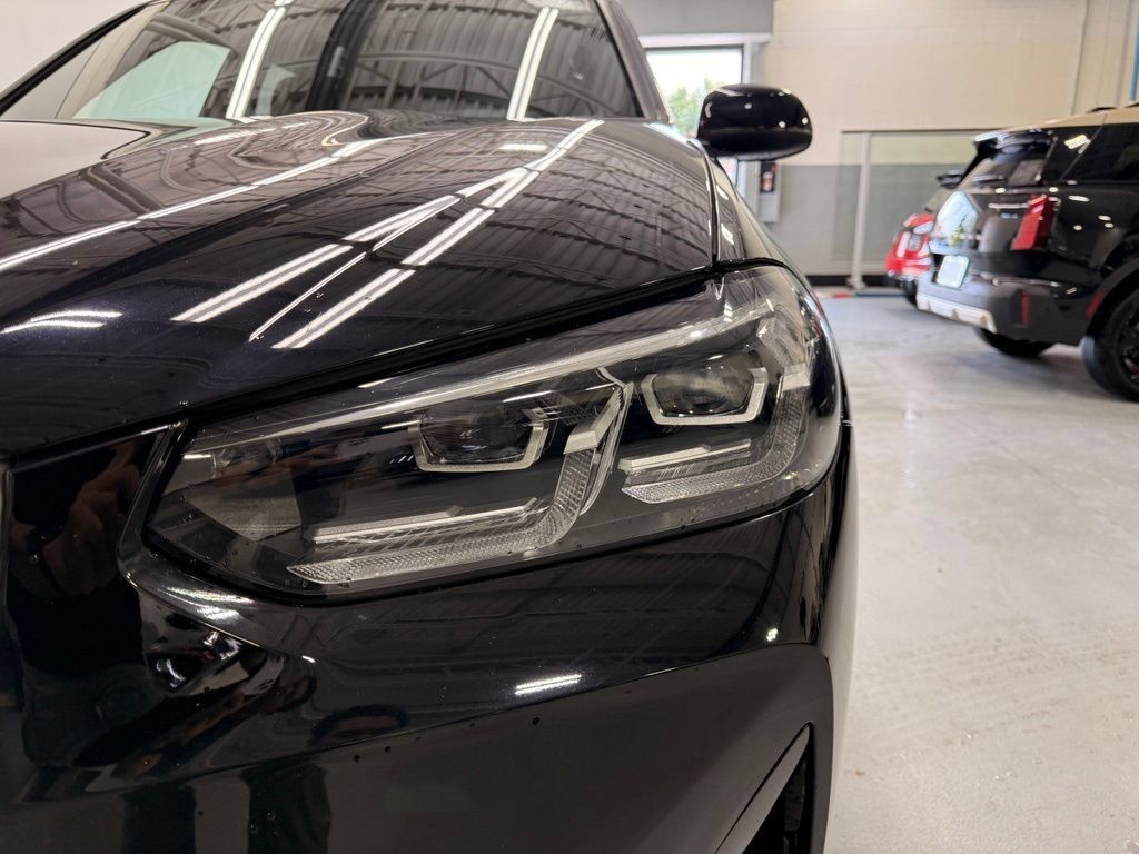 Used 2023 BMW X3 xDrive30i w/ Premium Package AWD/4WD image 9