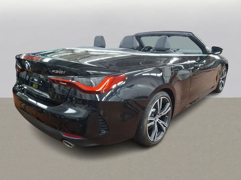 Used 2023 BMW 430i xDrive Convertible w/ Convenience Package image 4
