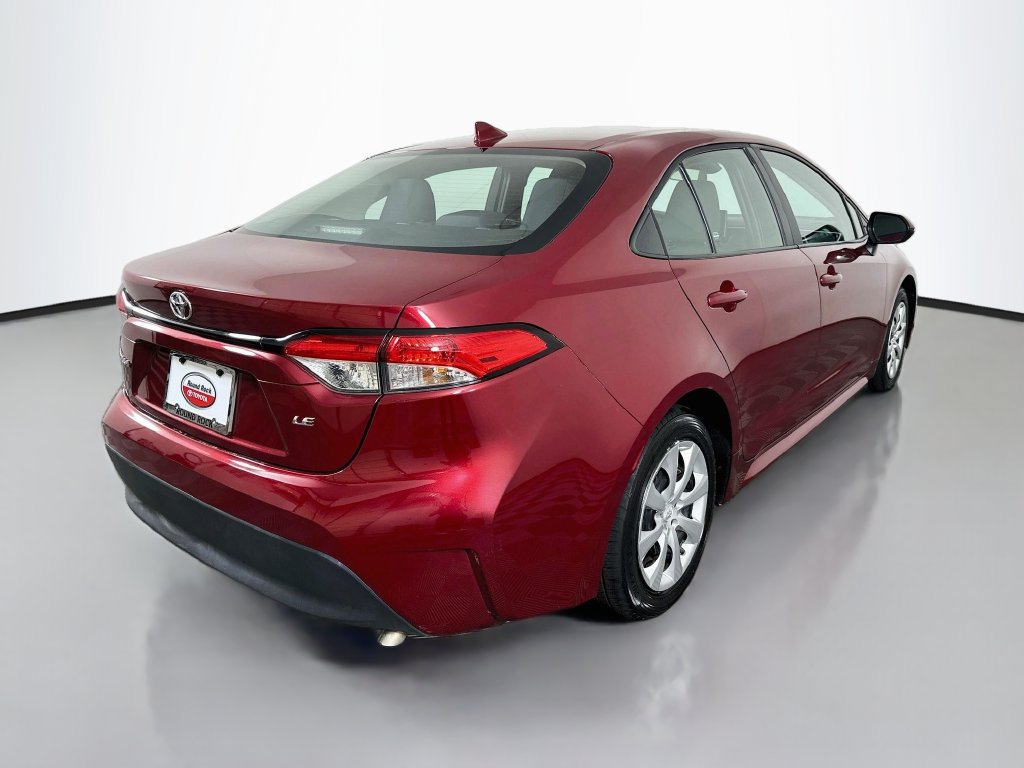 Certified 2025 Toyota Corolla LE FWD image 5