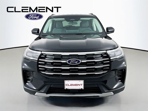 New 2026 Ford Explorer Active AWD/4WD image 2