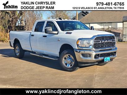 Used 2024 RAM 2500 Tradesman w/ Chrome Appearance Group